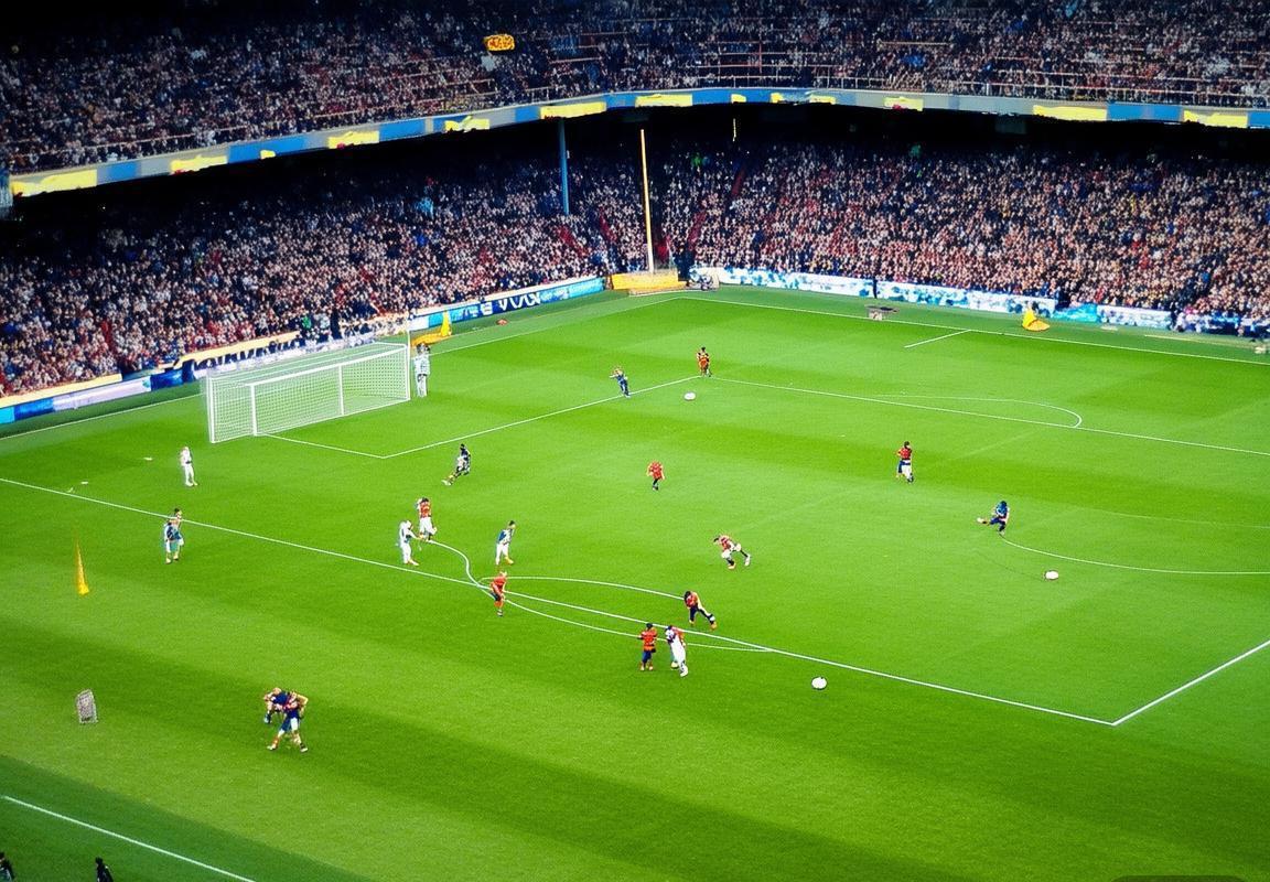 2004年诺坎普巅峰对决：巴塞罗那VS皇家社会经典回顾(图4)